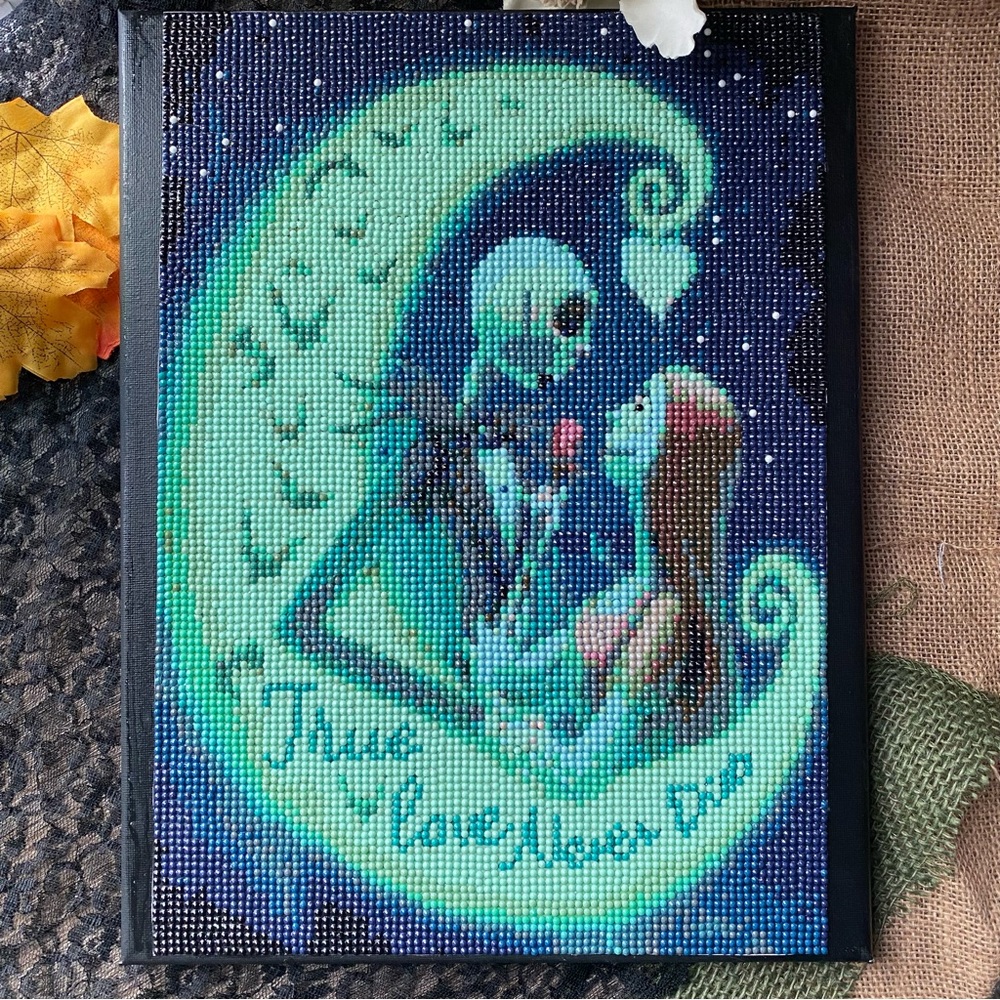 NWT! Jack and Sally- Love Never Dies Diamond Art on Canvas 11”x 17”x 3/4” - Picture 6 of 14